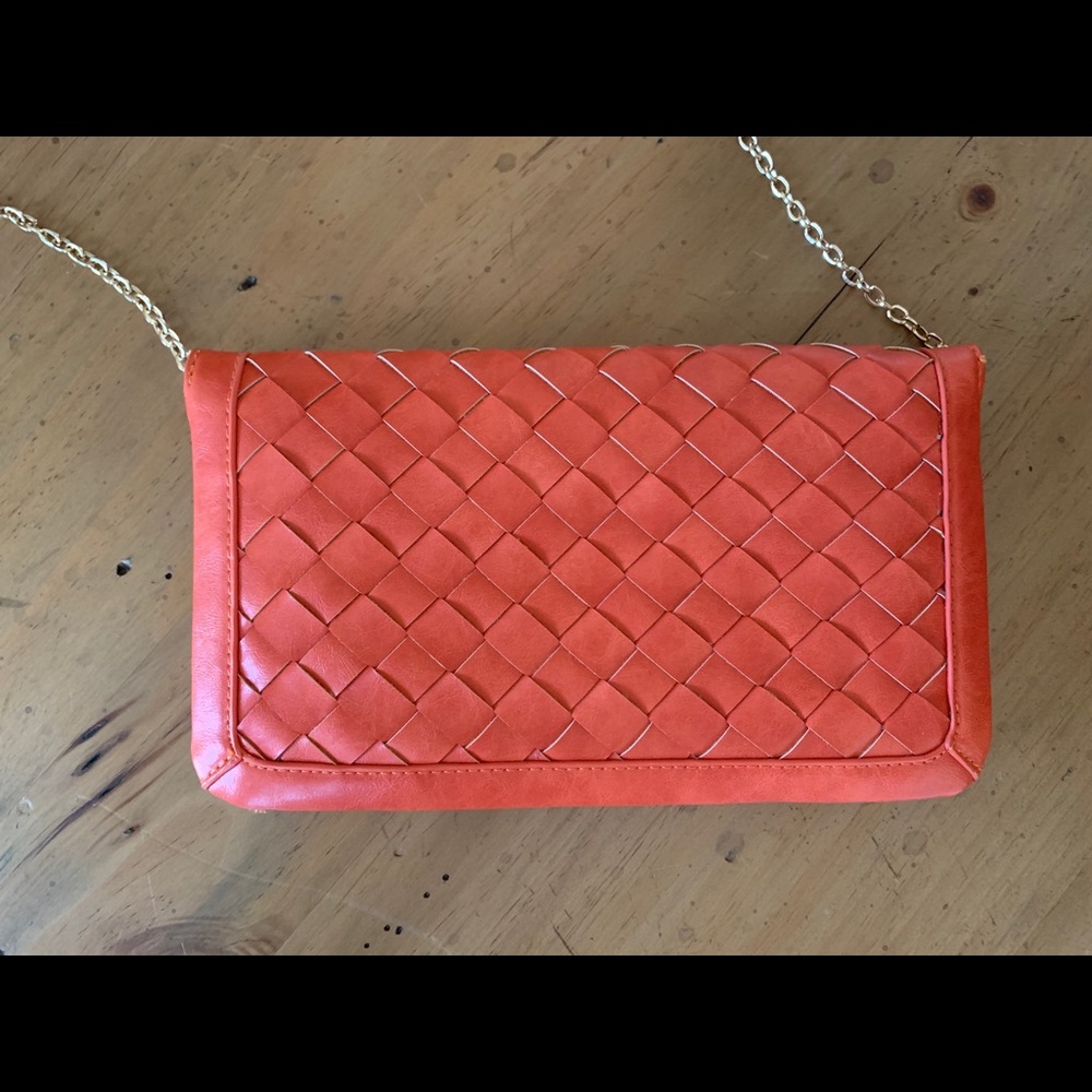 Kaili Woven Clutch